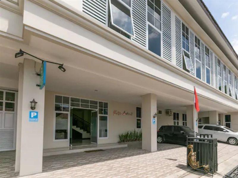 Griya Loka 2 Syariah Near Simpang Lima Mitra Reddoorz Hotel เซอมารัง ภายนอก รูปภาพ