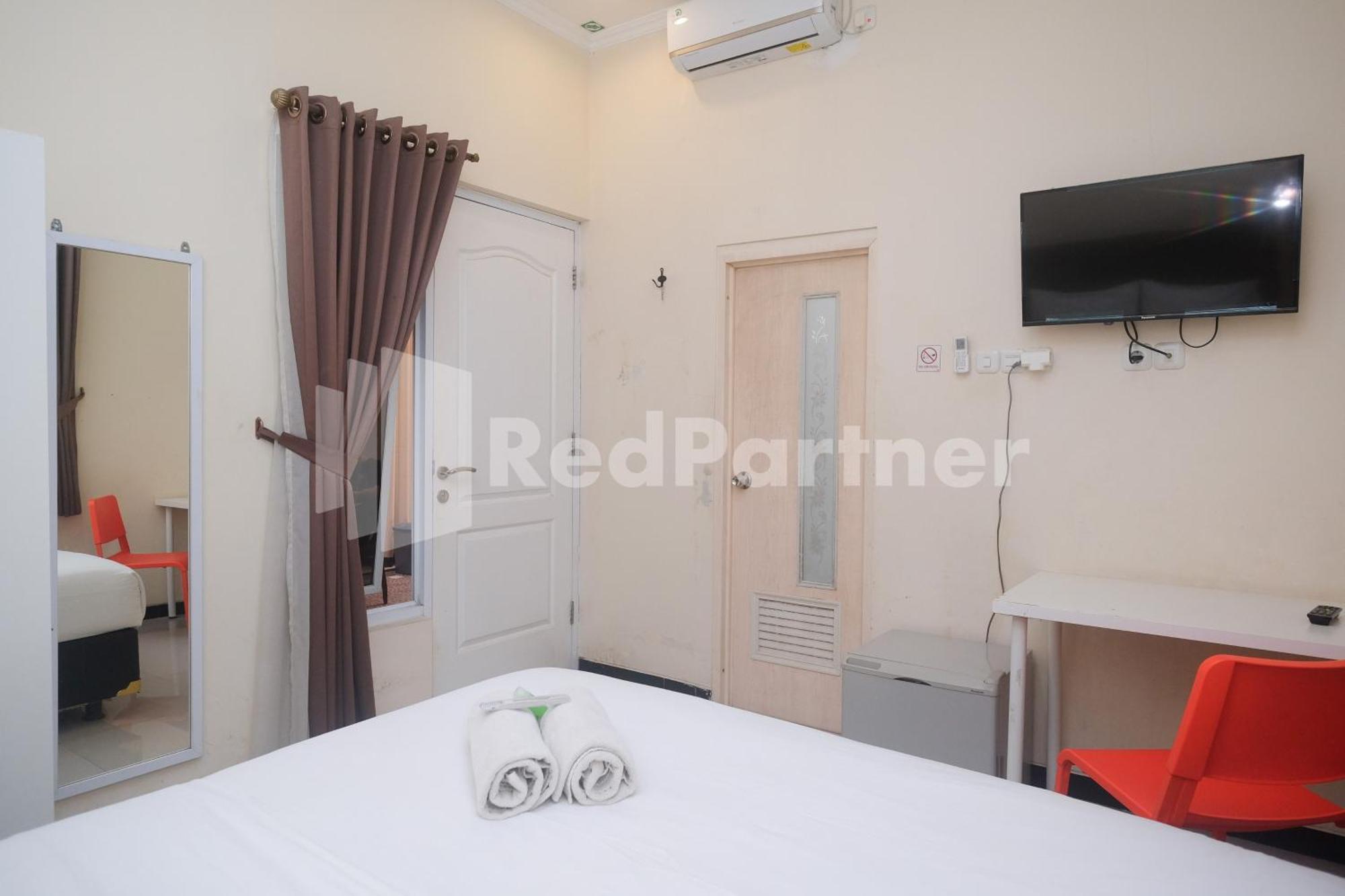 Griya Loka 2 Syariah Near Simpang Lima Mitra Reddoorz Hotel เซอมารัง ภายนอก รูปภาพ