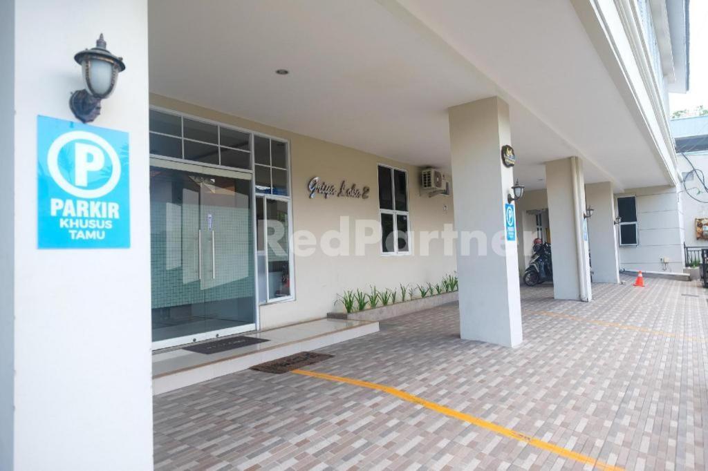 Griya Loka 2 Syariah Near Simpang Lima Mitra Reddoorz Hotel เซอมารัง ภายนอก รูปภาพ